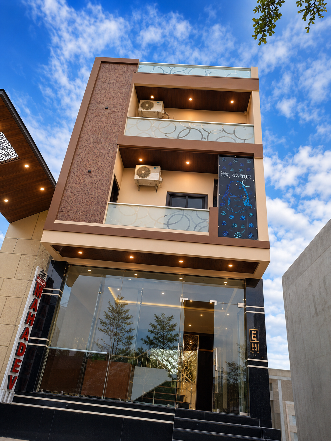 Hotel Mahadev Kripa modern facade in daylight